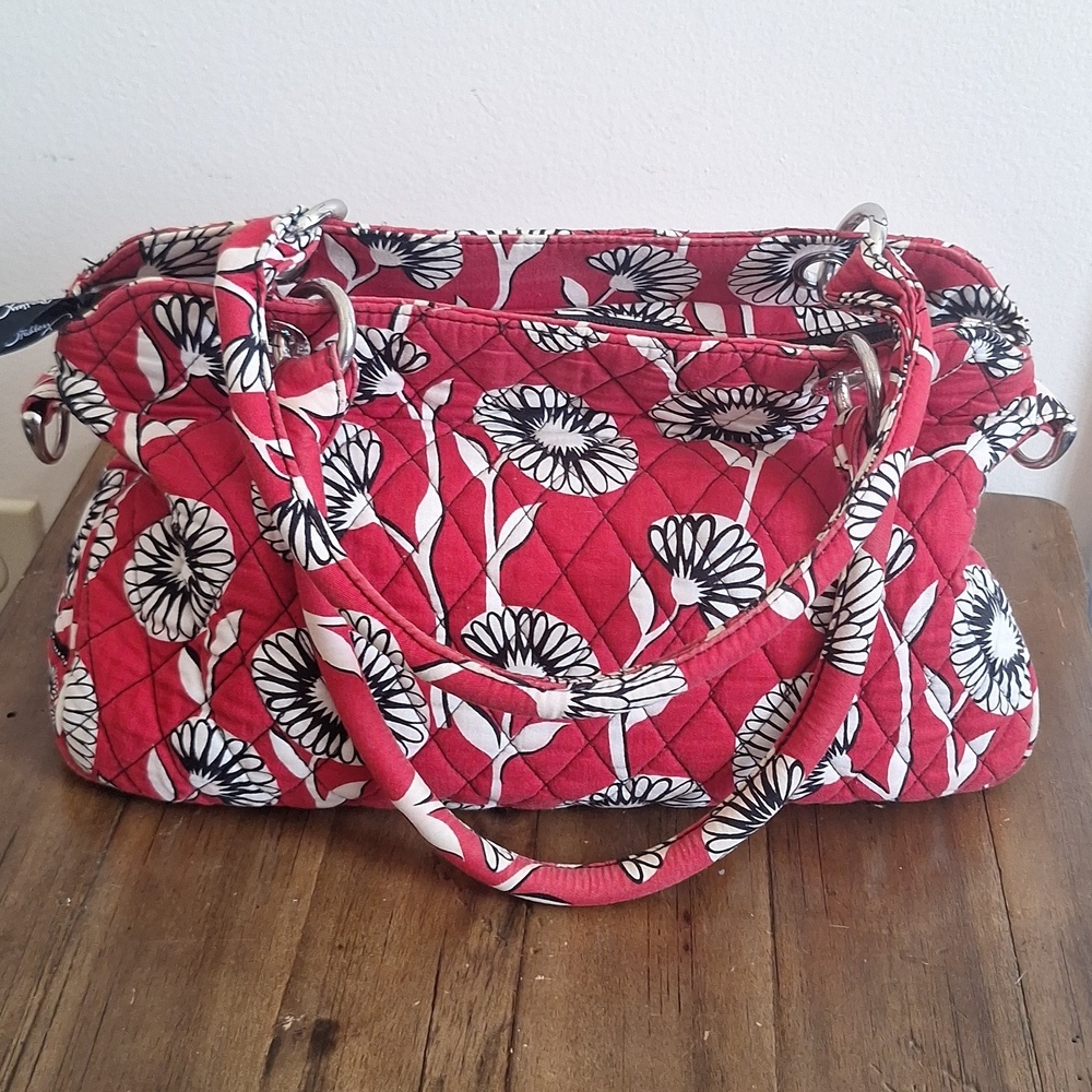 Vera Bradley Sophie Bag Deco Daisy Red White Black Floral Quilted Shoulder Bag - Picture 2 of 15